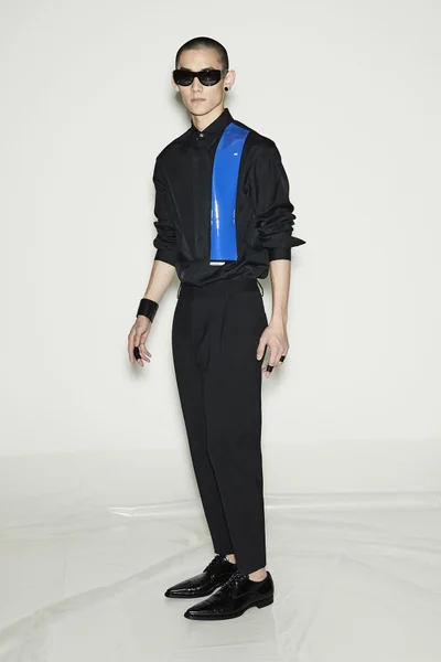Look 5